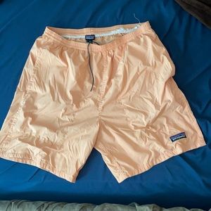 Patagonia shorts orange (MEDIUM)!